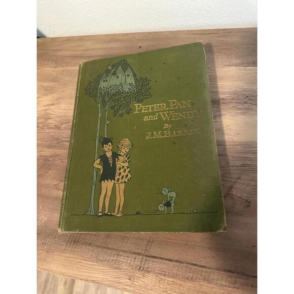 Peter Pan & Wendy by J.M. Barrie 1921 First Illustrated Edition Fairy Tale Book - Picture 1 of 9